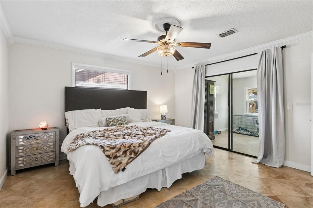 For Sale: $525,000 (3 beds, 2 baths, 1989 Square Feet)