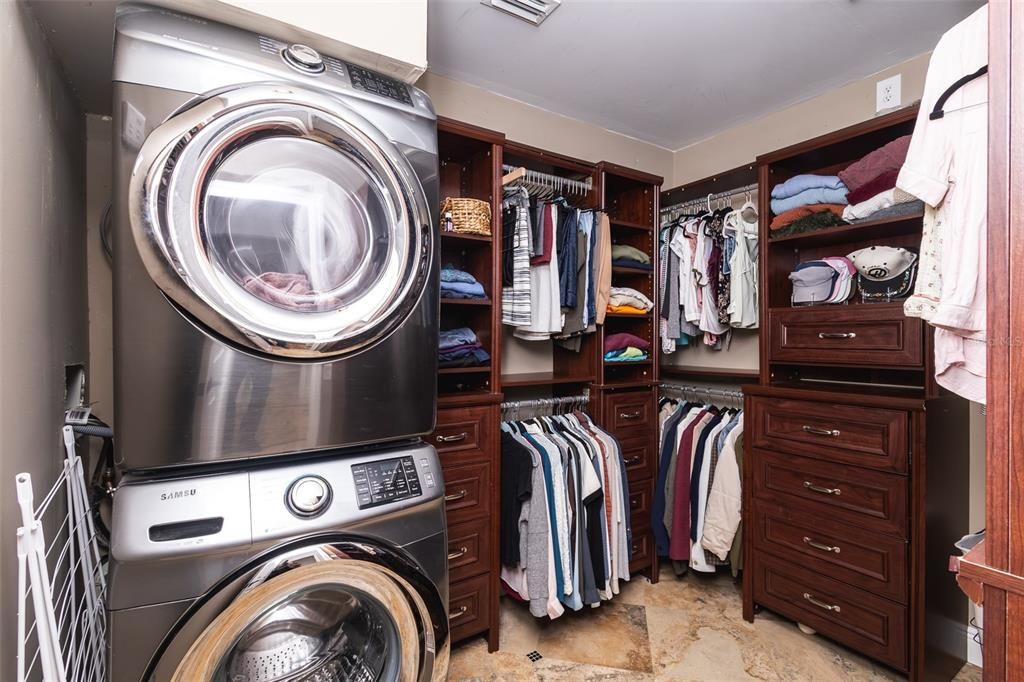 В аренду: $3,300 (3 спален, 2 ванн, 2276 Квадратных фут)