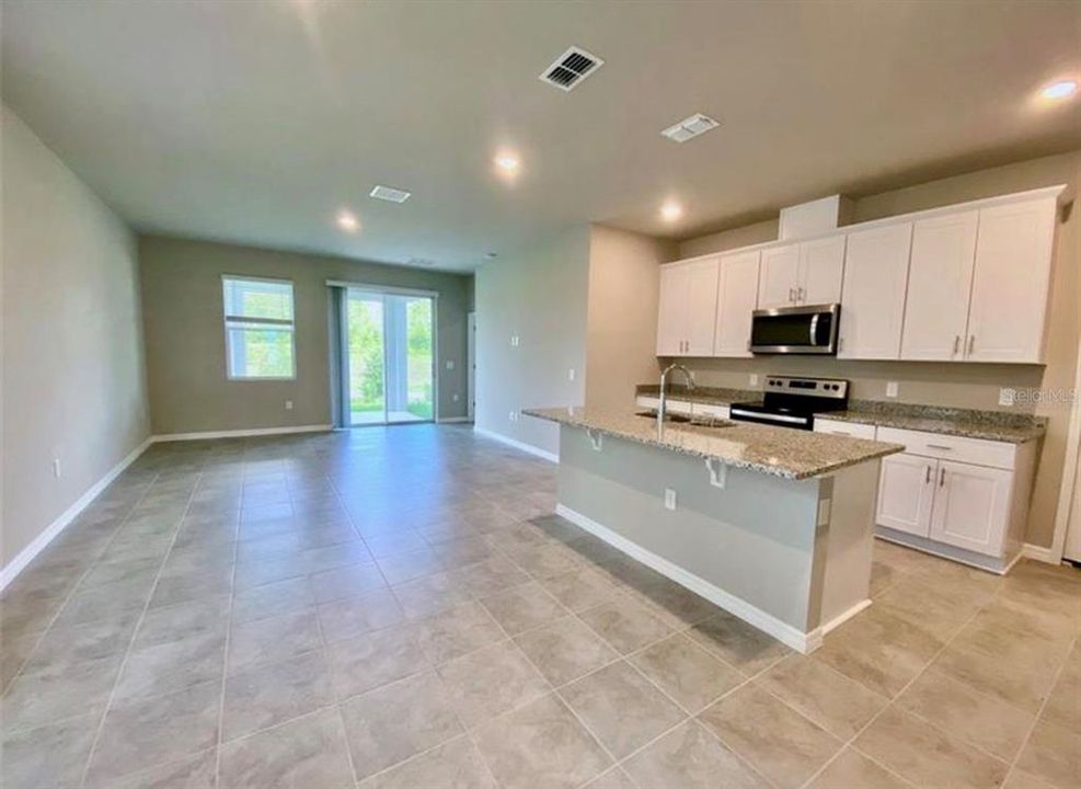 For Rent: $2,850 (4 beds, 2 baths, 2226 Square Feet)