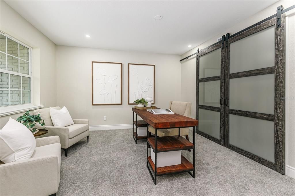 En Venta: $714,900 (5 camas, 3 baños, 3209 Pies cuadrados)