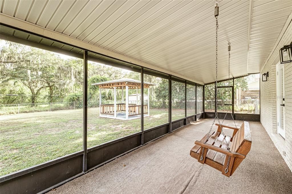 En Venta: $714,900 (5 camas, 3 baños, 3209 Pies cuadrados)