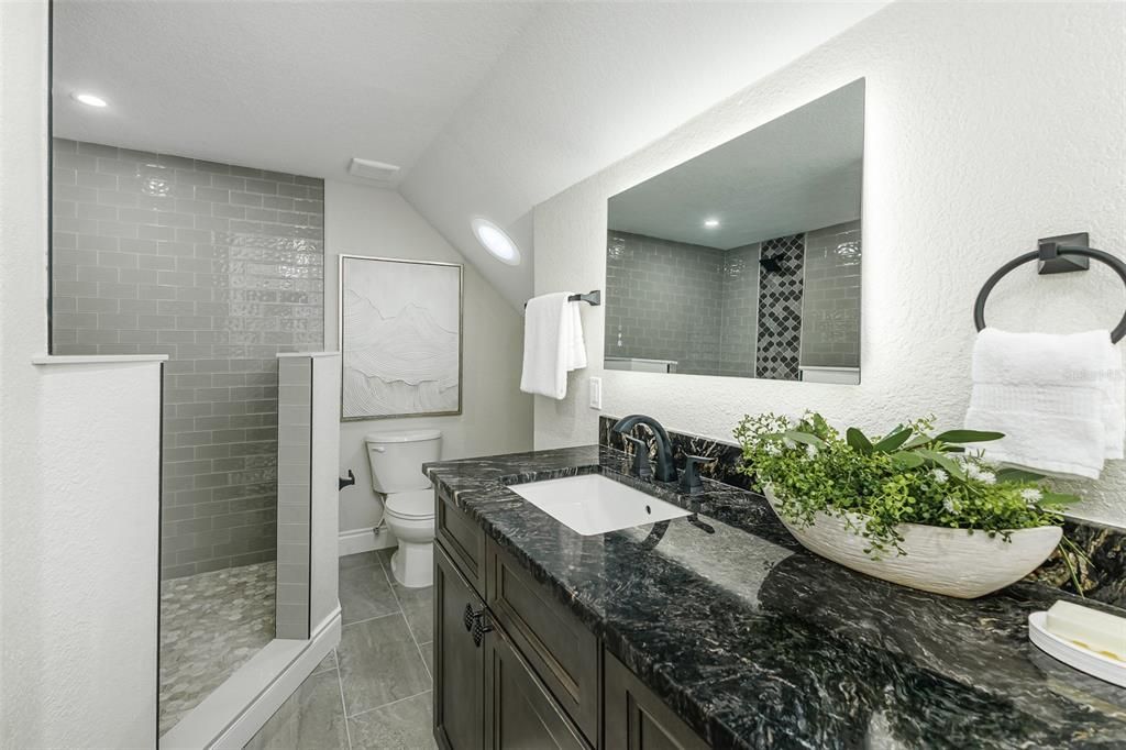 En Venta: $714,900 (5 camas, 3 baños, 3209 Pies cuadrados)