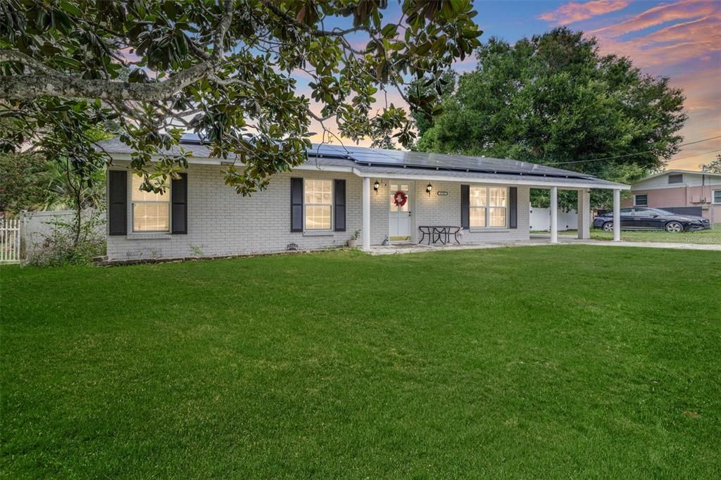 En Venta: $399,900 (4 camas, 3 baños, 1960 Pies cuadrados)