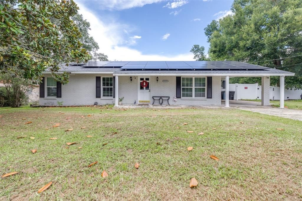 En Venta: $399,900 (4 camas, 3 baños, 1960 Pies cuadrados)