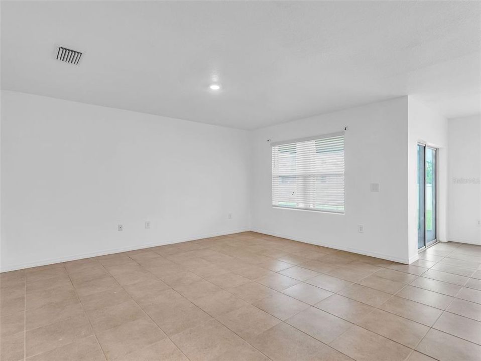 En Venta: $420,000 (3 camas, 2 baños, 1682 Pies cuadrados)