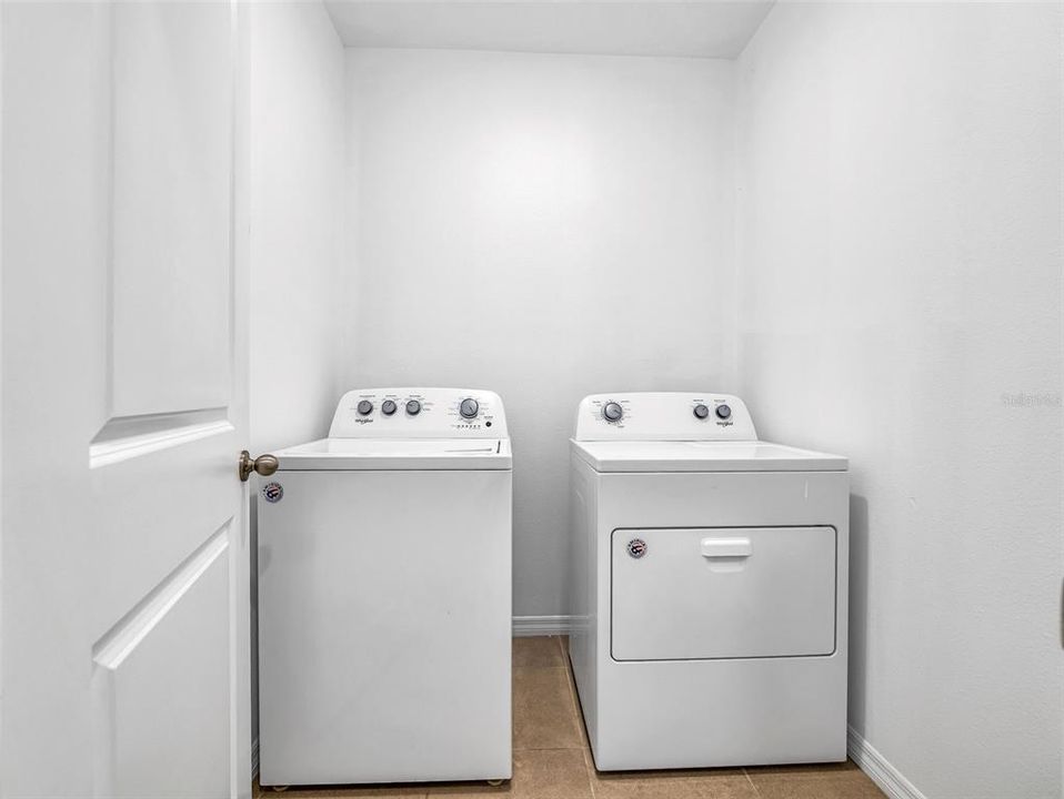 En Venta: $420,000 (3 camas, 2 baños, 1682 Pies cuadrados)