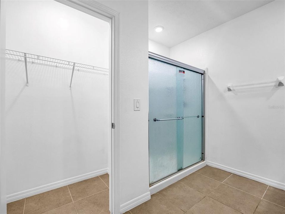 En Venta: $420,000 (3 camas, 2 baños, 1682 Pies cuadrados)