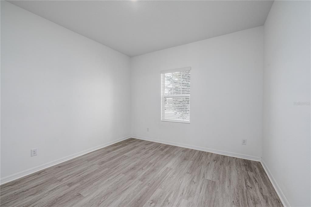 En Venta: $395,000 (4 camas, 2 baños, 1890 Pies cuadrados)