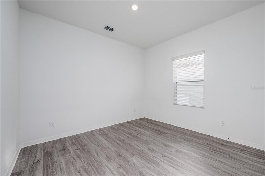 En Venta: $395,000 (4 camas, 2 baños, 1890 Pies cuadrados)