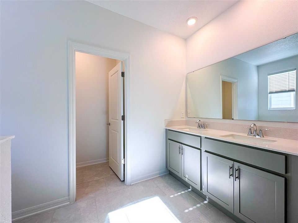 En Renta: $2,499 (3 camas, 2 baños, 2142 Pies cuadrados)