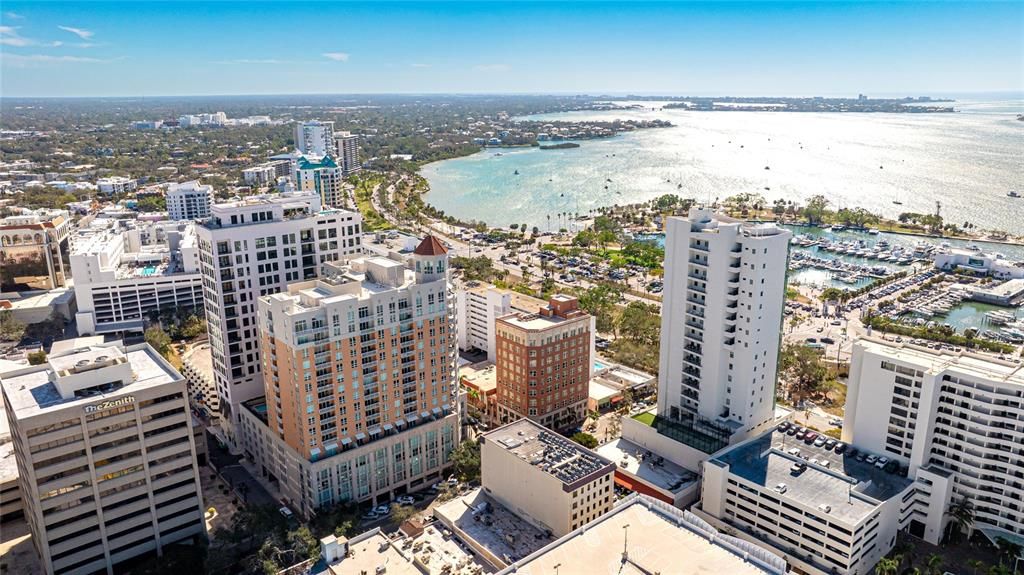 For Rent: $5,000 (2 beds, 2 baths, 1336 Square Feet)