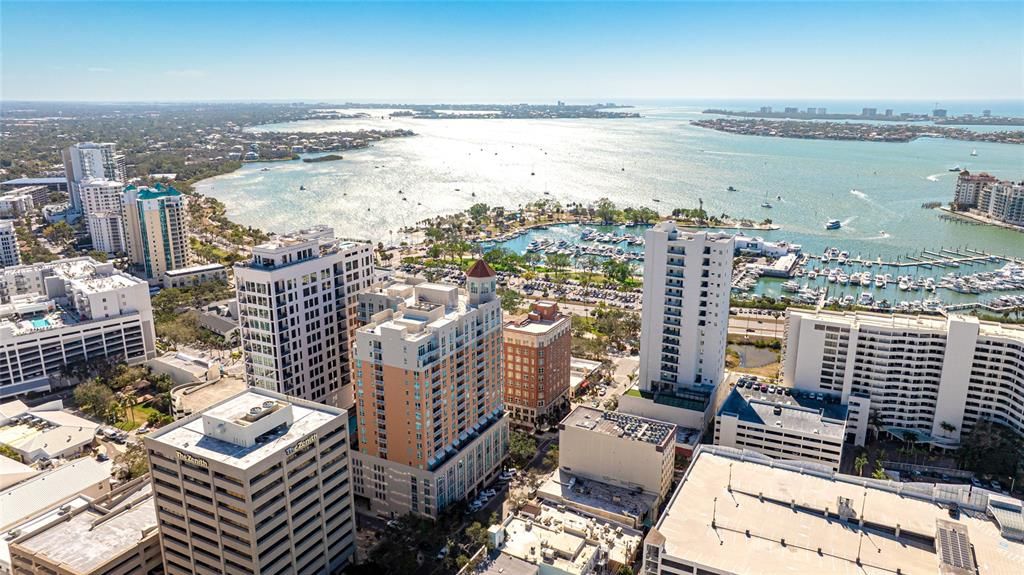 For Rent: $5,000 (2 beds, 2 baths, 1336 Square Feet)