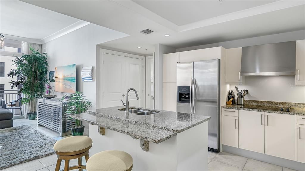 For Rent: $5,000 (2 beds, 2 baths, 1336 Square Feet)