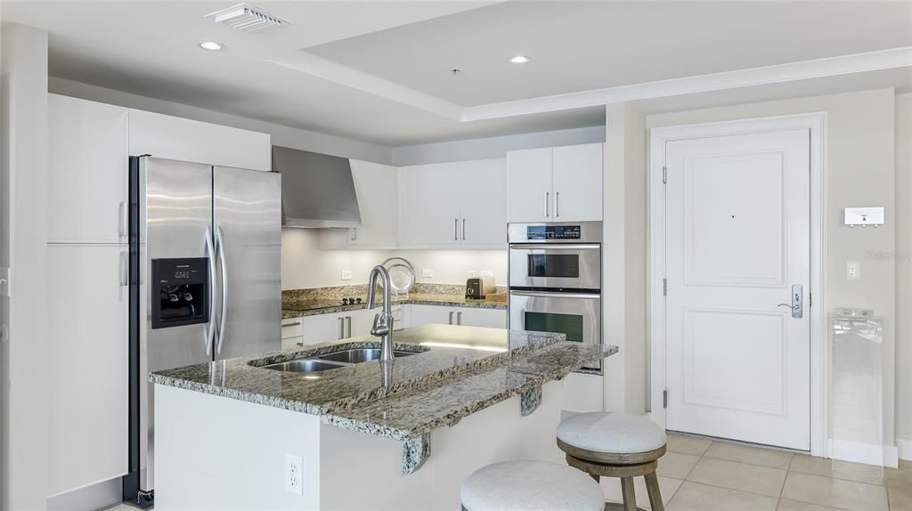 For Rent: $5,000 (2 beds, 2 baths, 1336 Square Feet)