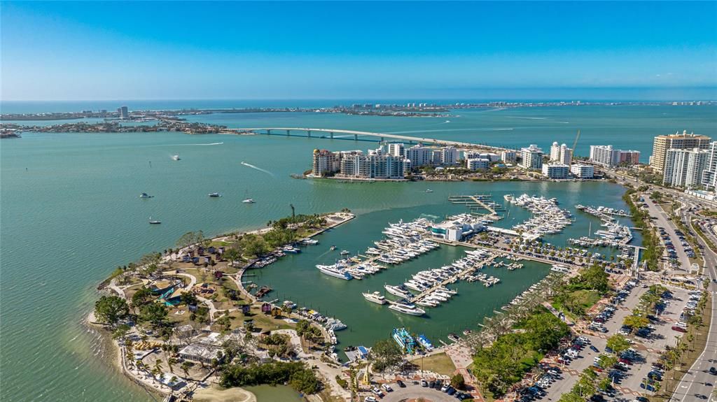 For Rent: $5,000 (2 beds, 2 baths, 1336 Square Feet)