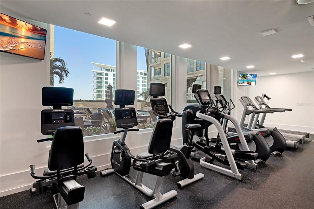 For Rent: $5,000 (2 beds, 2 baths, 1336 Square Feet)