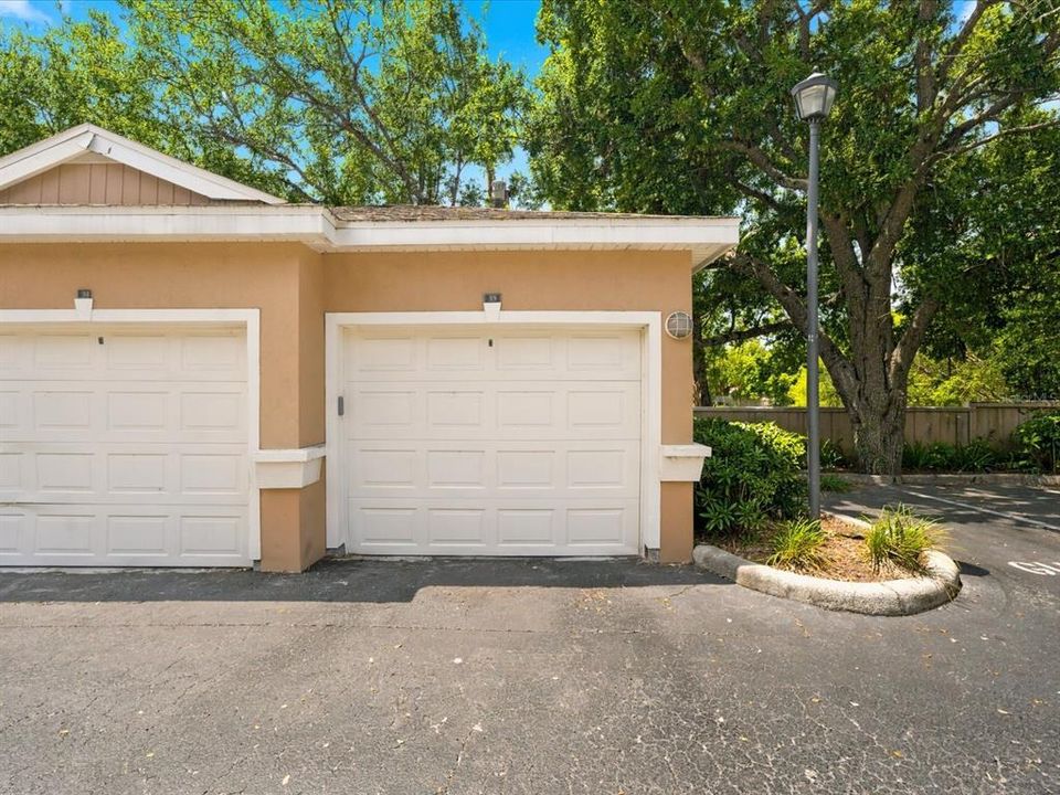 For Sale: $267,000 (1 beds, 1 baths, 958 Square Feet)