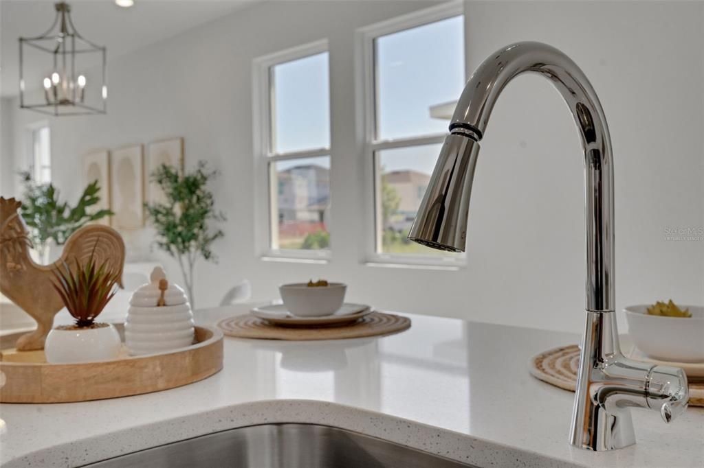 For Sale: $401,374 (3 beds, 2 baths, 1657 Square Feet)