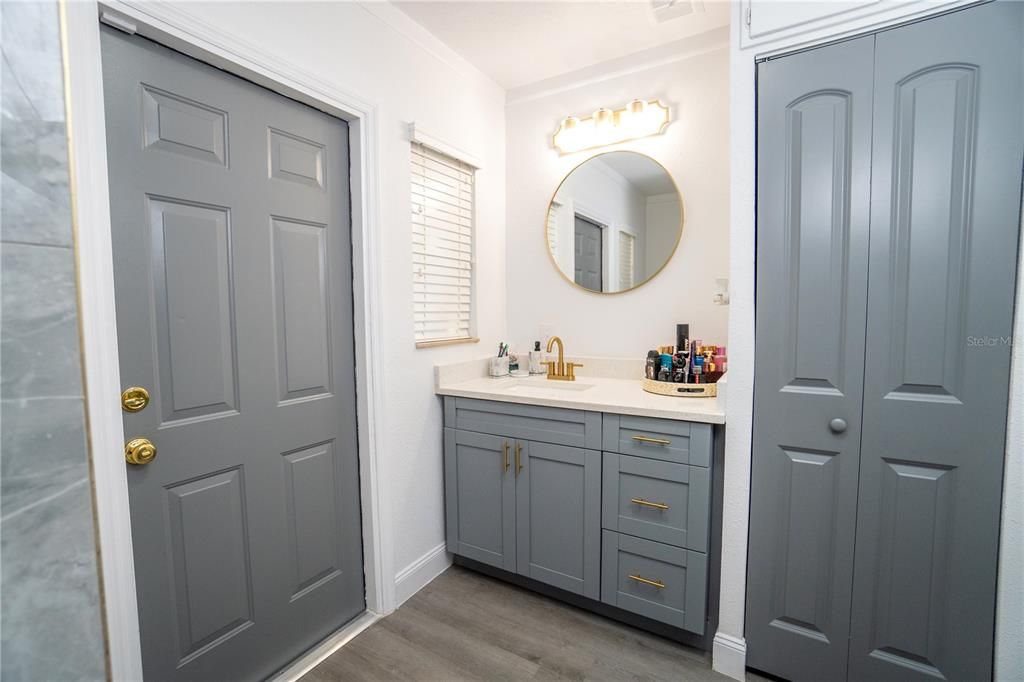 Activo con contrato: $479,900 (5 camas, 3 baños, 1742 Pies cuadrados)