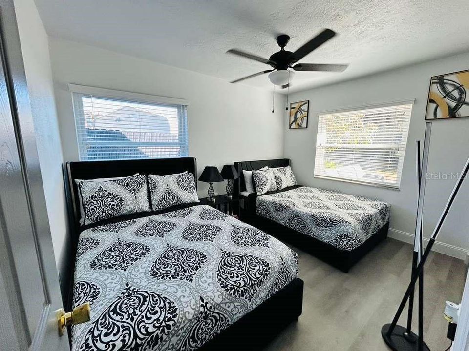 Activo con contrato: $479,900 (5 camas, 3 baños, 1742 Pies cuadrados)