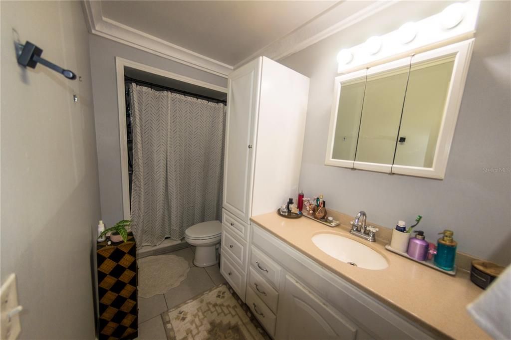 На продажу: $390,000 (3 спален, 2 ванн, 1842 Квадратных фут)
