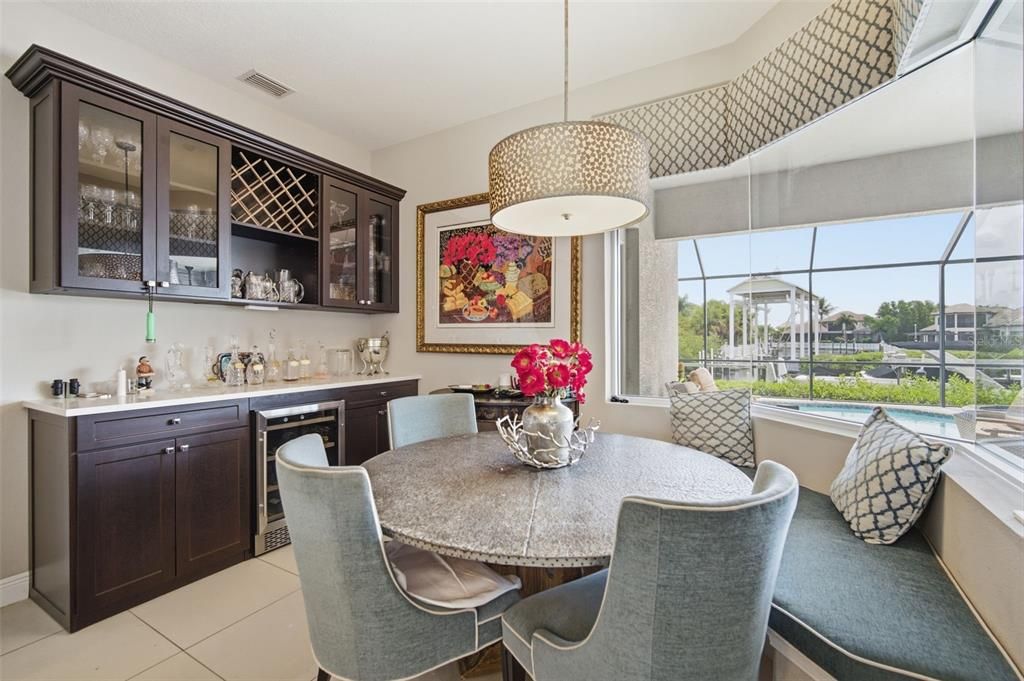 Activo con contrato: $1,450,000 (3 camas, 3 baños, 2640 Pies cuadrados)