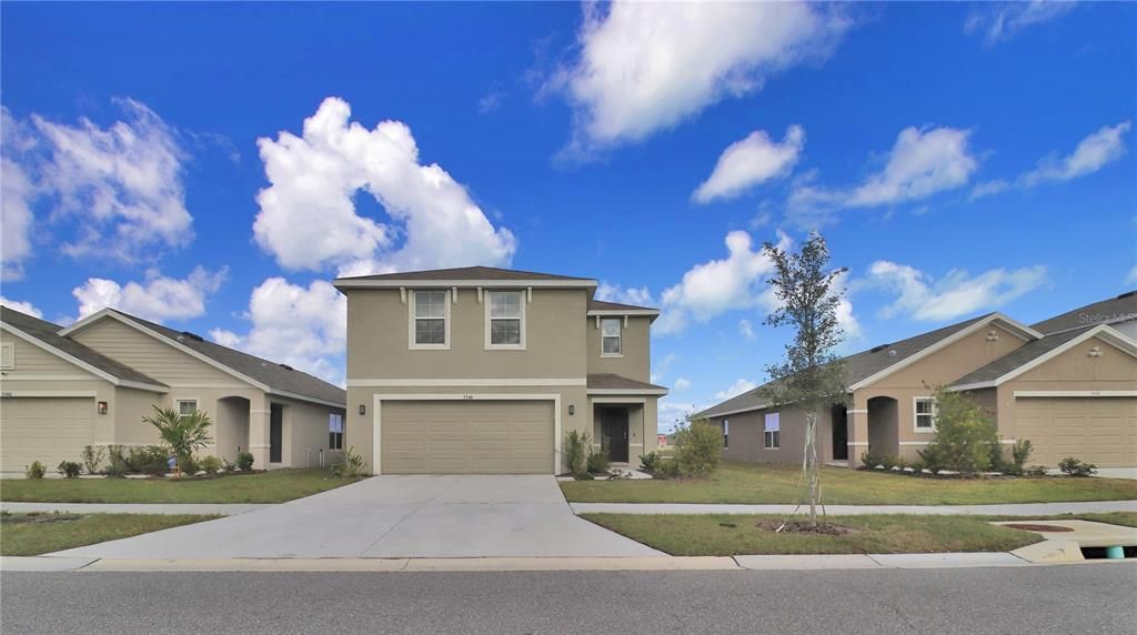 For Rent: $3,200 (4 beds, 2 baths, 2260 Square Feet)
