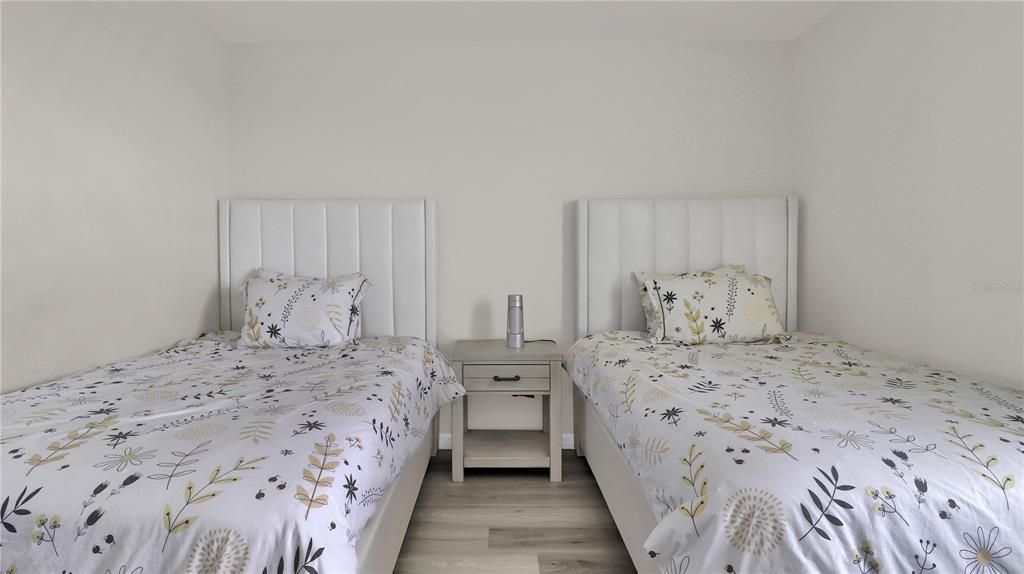 For Rent: $3,200 (4 beds, 2 baths, 2260 Square Feet)
