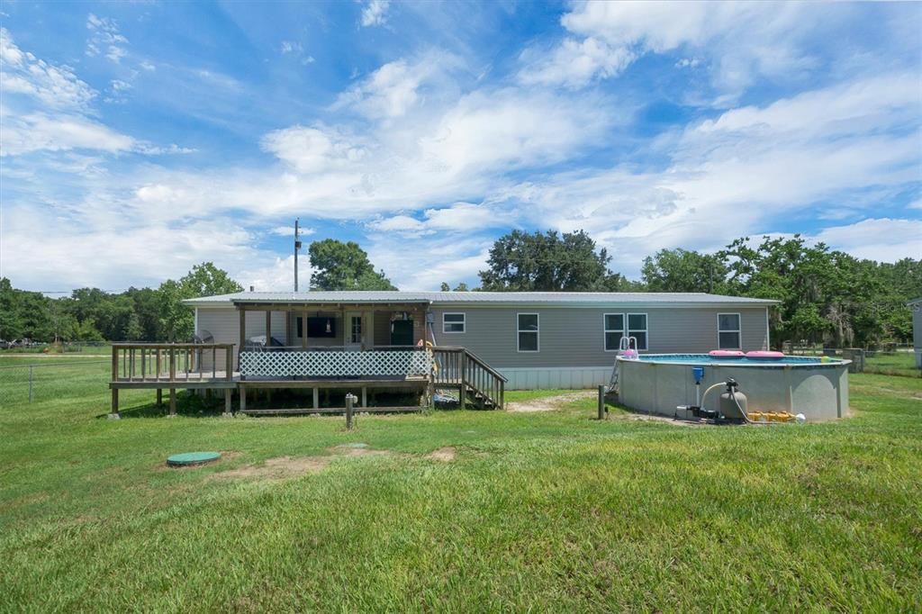 En Venta: $335,999 (4 camas, 2 baños, 1904 Pies cuadrados)