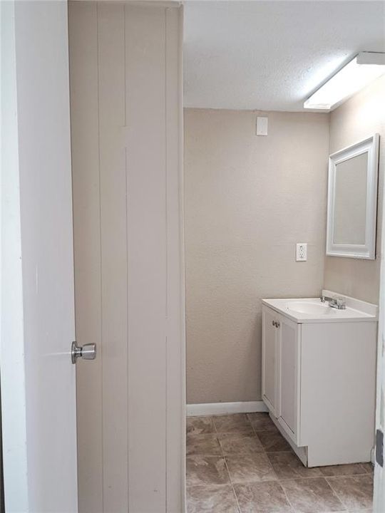 For Sale: $349,000 (3 beds, 3 baths, 1722 Square Feet)