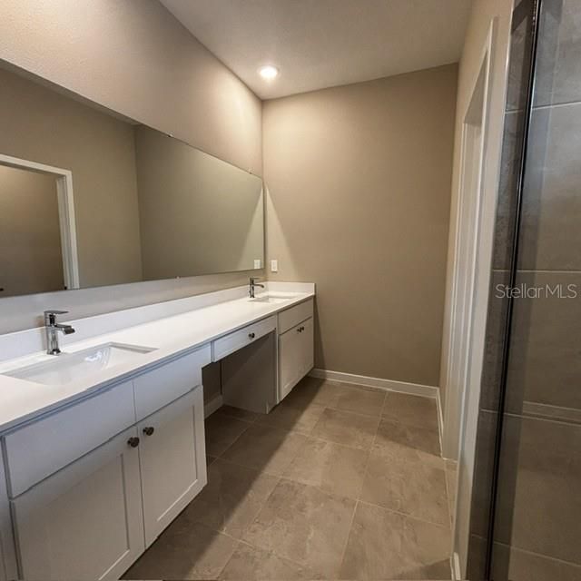 待售: $427,900 (4 贝兹, 3 浴室, 2332 平方英尺)