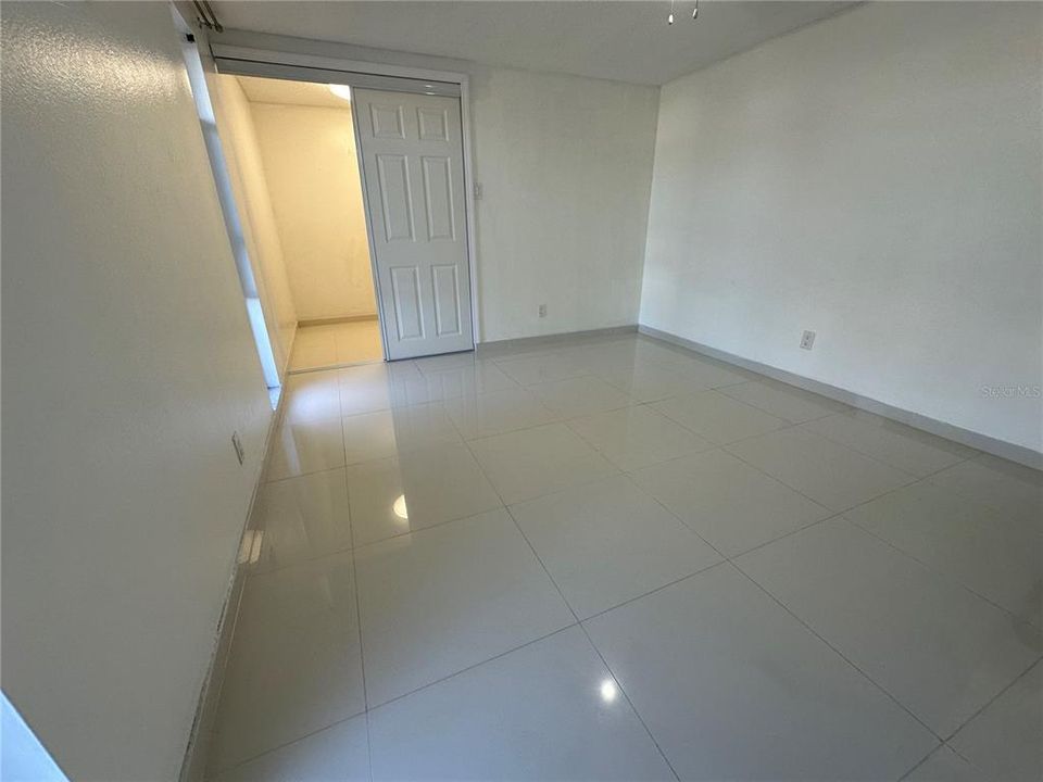 En Venta: $267,900 (2 camas, 2 baños, 1268 Pies cuadrados)