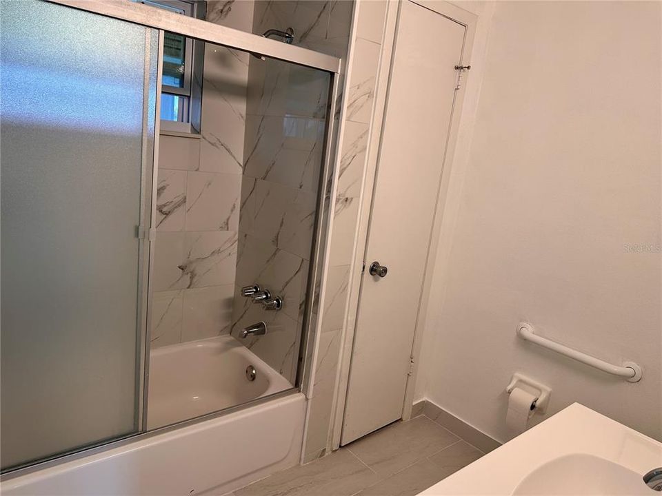 En Venta: $267,900 (2 camas, 2 baños, 1268 Pies cuadrados)