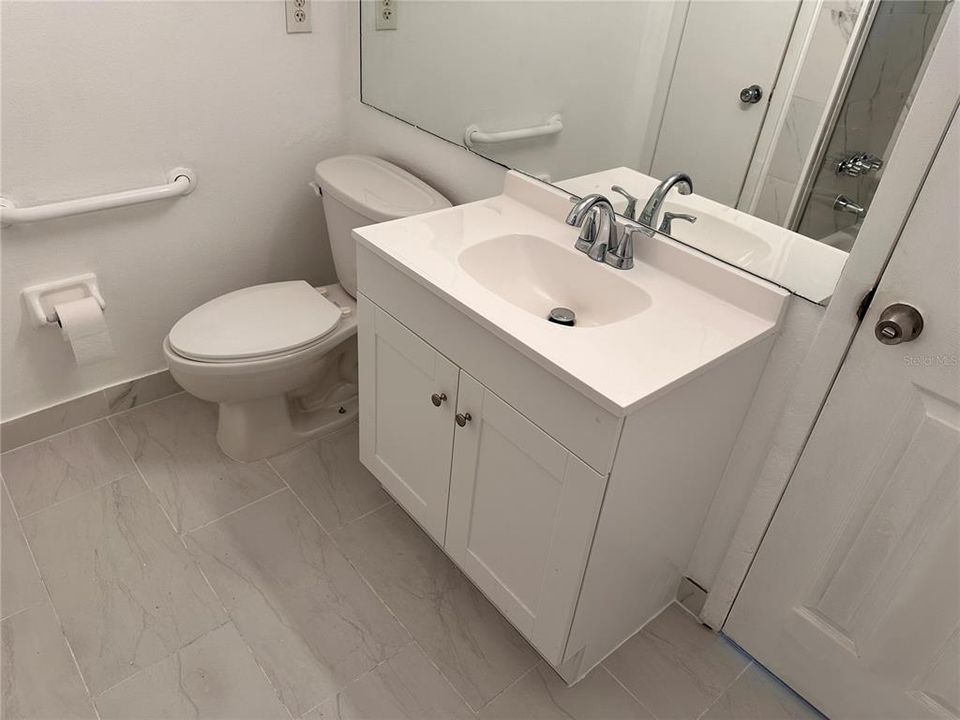 En Venta: $267,900 (2 camas, 2 baños, 1268 Pies cuadrados)