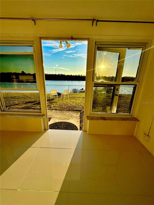 En Venta: $267,900 (2 camas, 2 baños, 1268 Pies cuadrados)