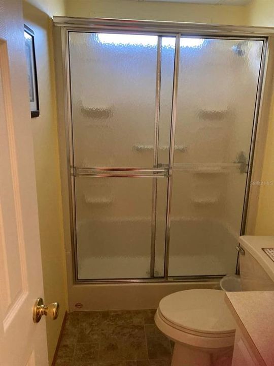 В аренду: $1,700 (2 спален, 2 ванн, 1048 Квадратных фут)