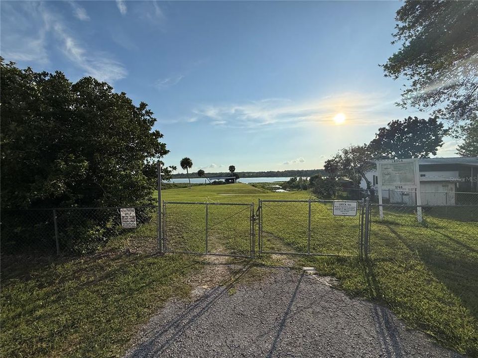 For Sale: $129,000 (5 beds, 1 baths, 1796 Square Feet)