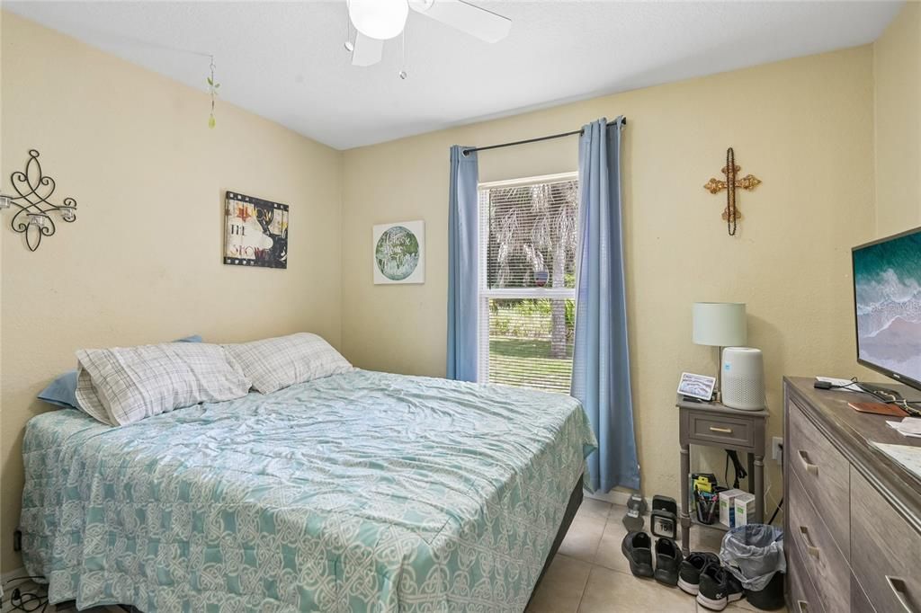 For Sale: $245,000 (3 beds, 2 baths, 1264 Square Feet)