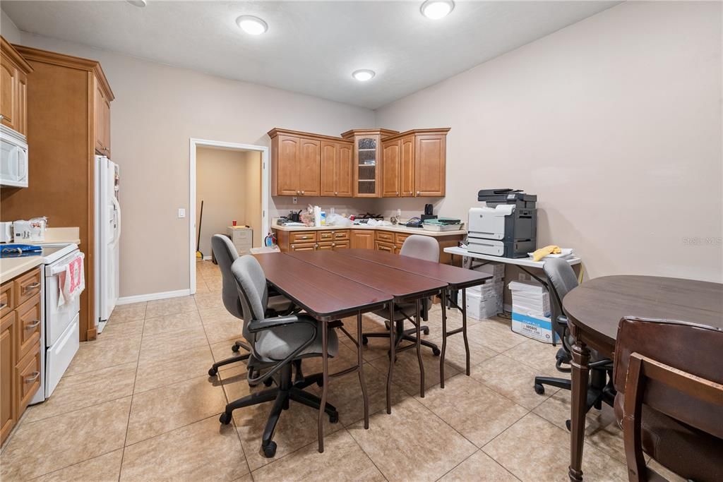 For Sale: $1,400,000 (0 beds, 0 baths, 6054 Square Feet)