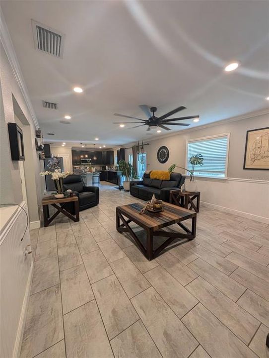 For Sale: $575,000 (4 beds, 2 baths, 2928 Square Feet)