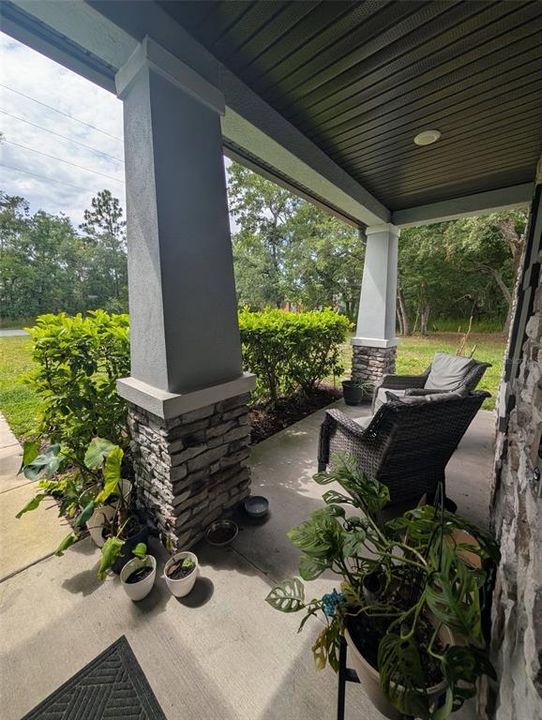 For Sale: $575,000 (4 beds, 2 baths, 2928 Square Feet)