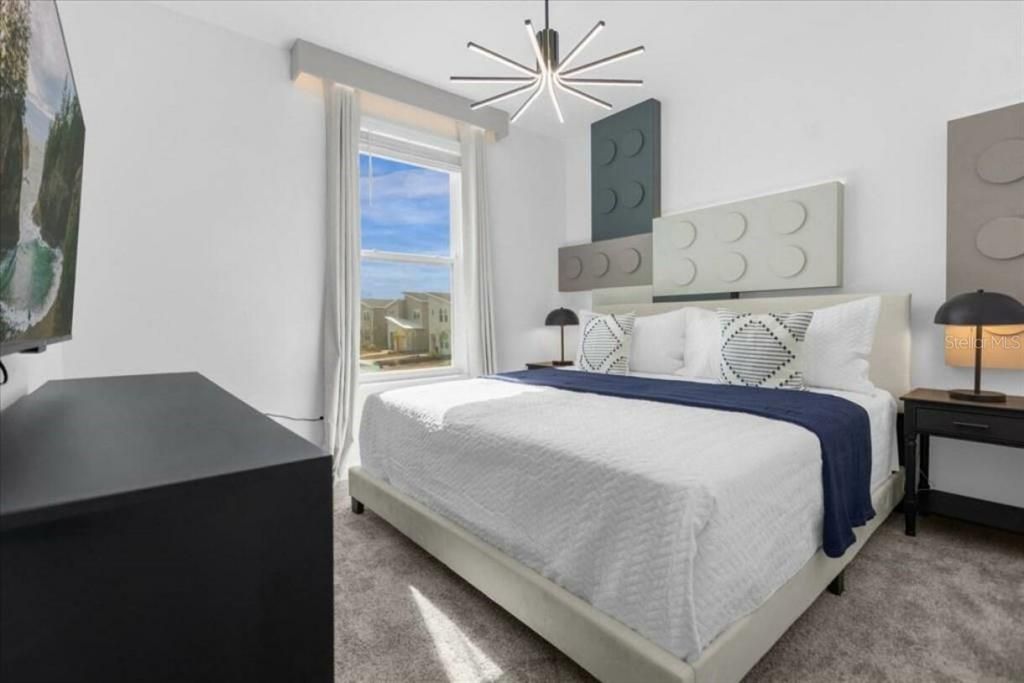 En Venta: $670,000 (6 camas, 5 baños, 3291 Pies cuadrados)