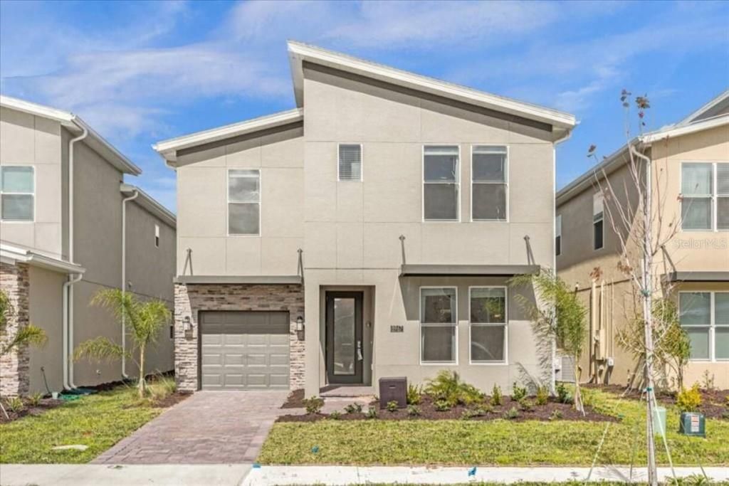 En Venta: $670,000 (6 camas, 5 baños, 3291 Pies cuadrados)