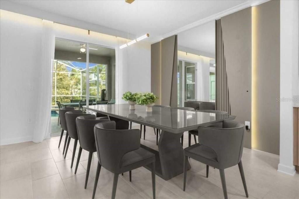En Venta: $670,000 (6 camas, 5 baños, 3291 Pies cuadrados)
