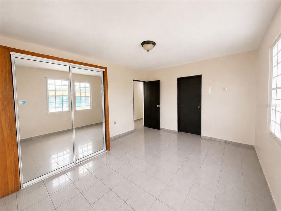 For Sale: $279,000 (3 beds, 2 baths, 1440 Square Feet)