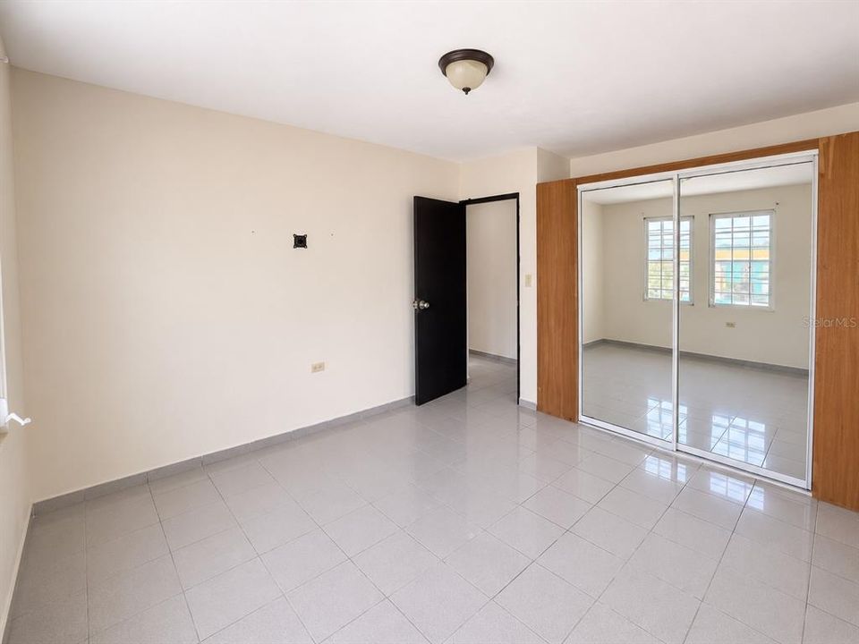 For Sale: $279,000 (3 beds, 2 baths, 1440 Square Feet)