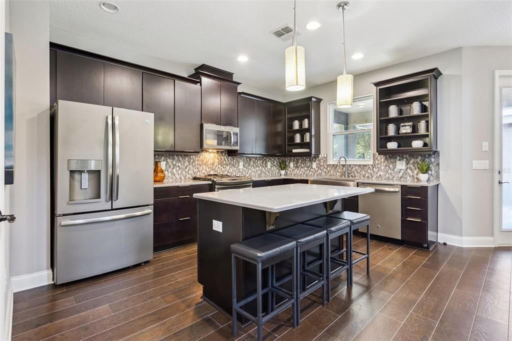 For Rent: $3,998 (4 beds, 4 baths, 2695 Square Feet)