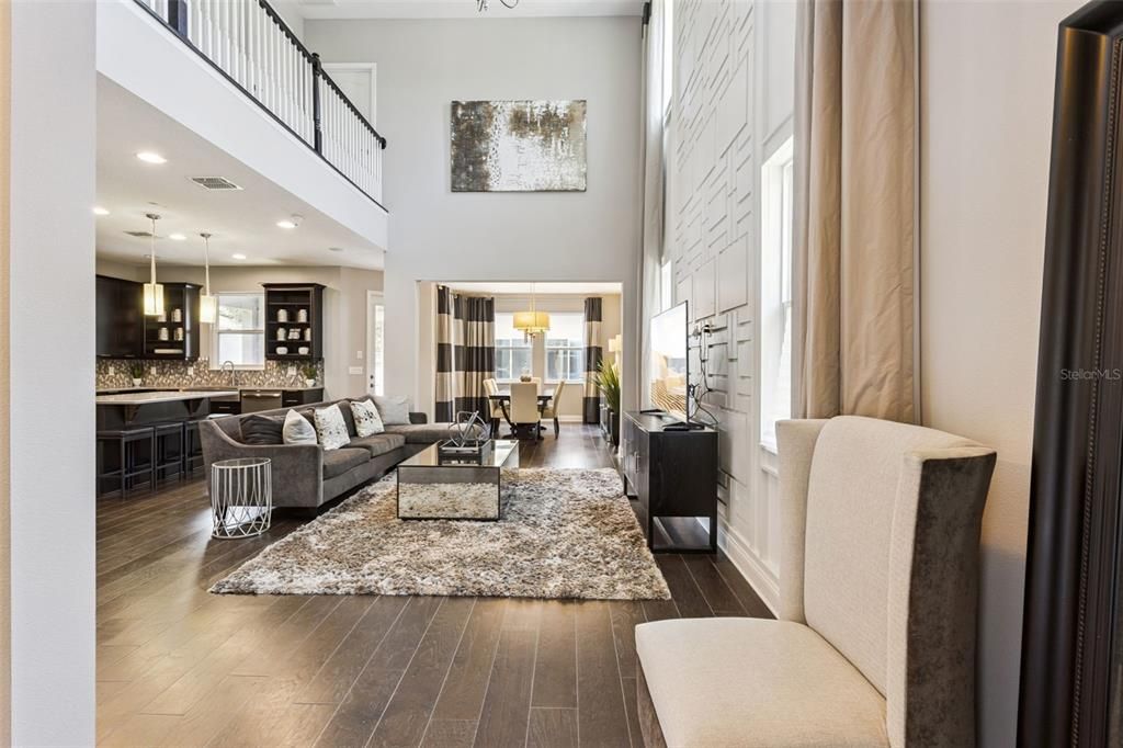 For Rent: $3,998 (4 beds, 4 baths, 2695 Square Feet)