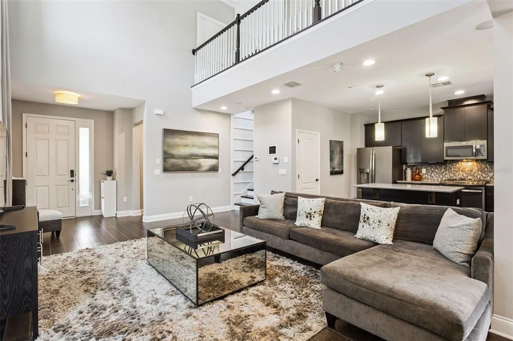 For Rent: $3,998 (4 beds, 4 baths, 2695 Square Feet)