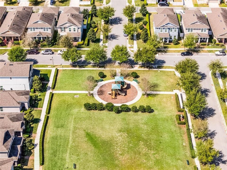 For Rent: $3,998 (4 beds, 4 baths, 2695 Square Feet)